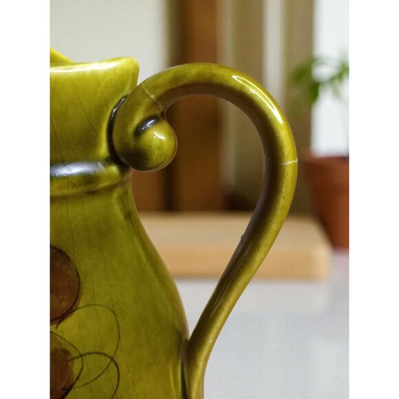Vintage 1960s  LA Potteries #25C Avocado Green Water Pitcher - Picture 4 of 11